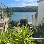 Ivi Appartement Kampor