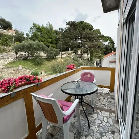 Ivi - 50 M From Sea Apartmán Kampor
