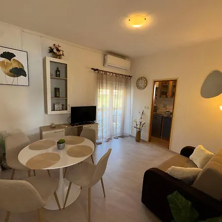 Ivi Apartment Kampor