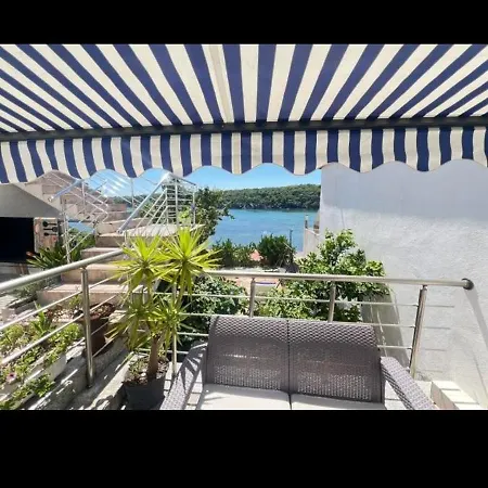 Ivi