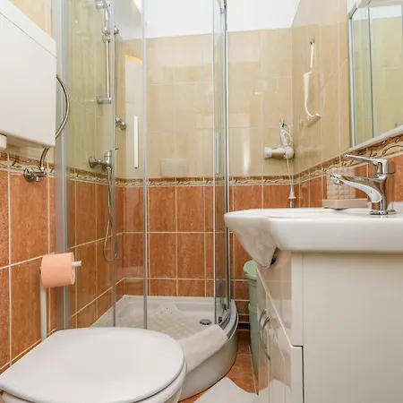 Ivi Apartament