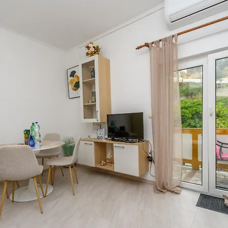 Apartament Ivi Kampor